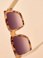 Load image into Gallery viewer, Powder Design Luxe Ellery Sunglasses Tortoiseshell/ Coconut