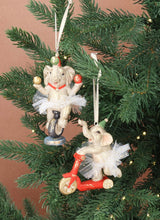 Load image into Gallery viewer, Set of 2 Circus Elephants Resin Hanging Decorations