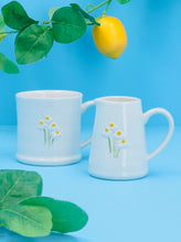 Load image into Gallery viewer, Gisela Graham Daisy Mini Stoneware Jug