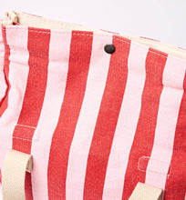 Load image into Gallery viewer, Roka Hampstead Lunch Bag Strawberry Stripe
