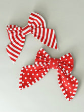 Load image into Gallery viewer, Gisela Graham Set of 2 Fabric Red and White Bows
