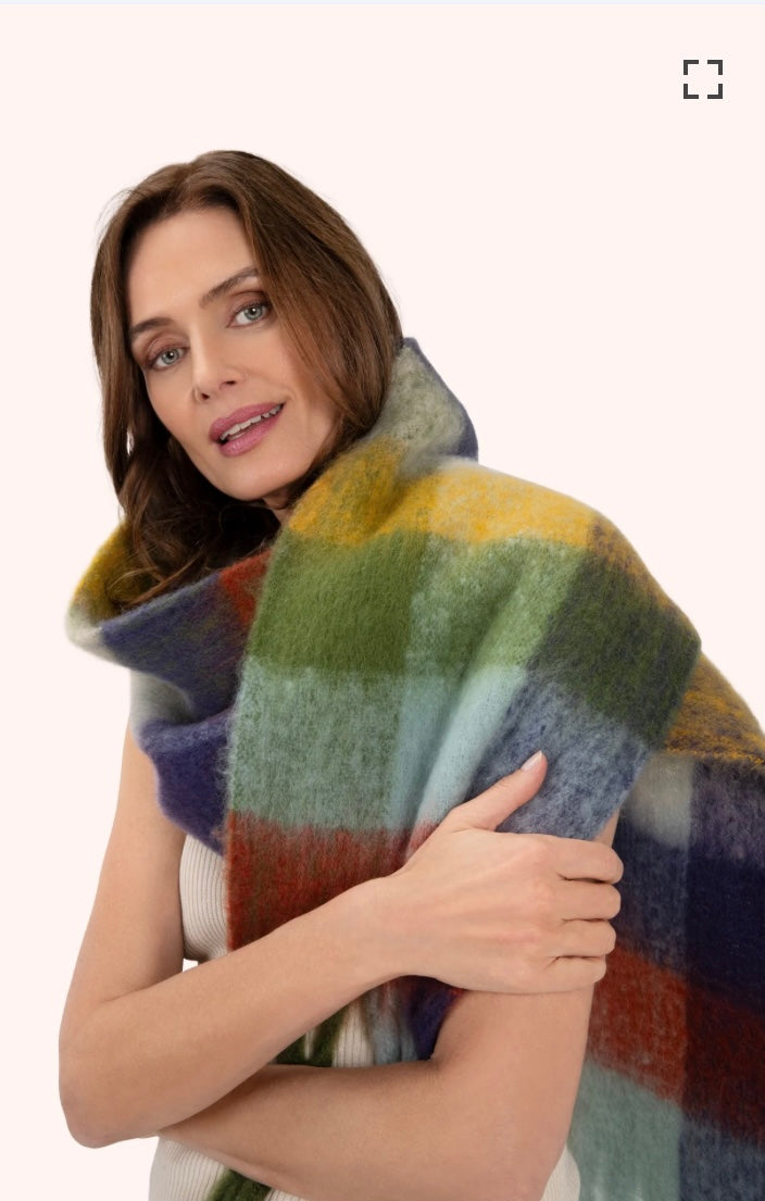 Powder Design Molly Cosy Scarf in Navy Mix