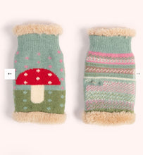 Load image into Gallery viewer, Powder Design Toadstool Wrist Warmers Ice
