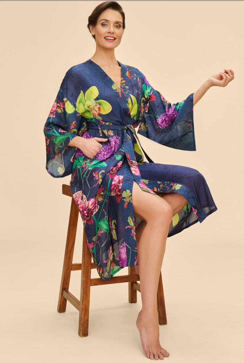 Powder Design Exotic Ink Kimono Gown