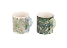 Load image into Gallery viewer, William Morris At Home Set of 2 Mugs - Gift Boxed
