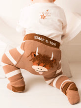 Load image into Gallery viewer, Blade and Rose Neutral Highland Cow Leggings
